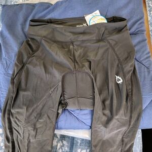 NWT Black Cycling Leggings Size L NWT